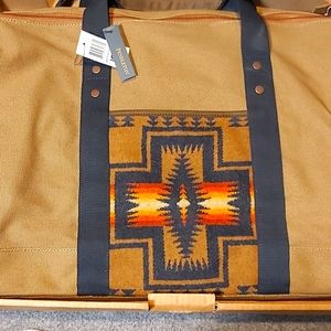 Pendleton Harding Weekend Bag